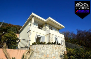 beatiful_house_with_sea_view_baosici_herceg_novi_top_estate_montenegro