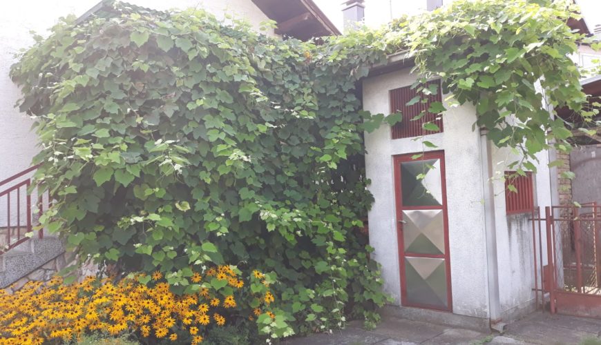 Zu verkaufen schönes attraktives Haus in toller Lage, Gradiška