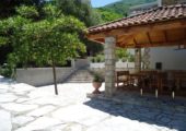 Zu verkaufen Villa mit Bootsanleger Kostanjica, Kotor