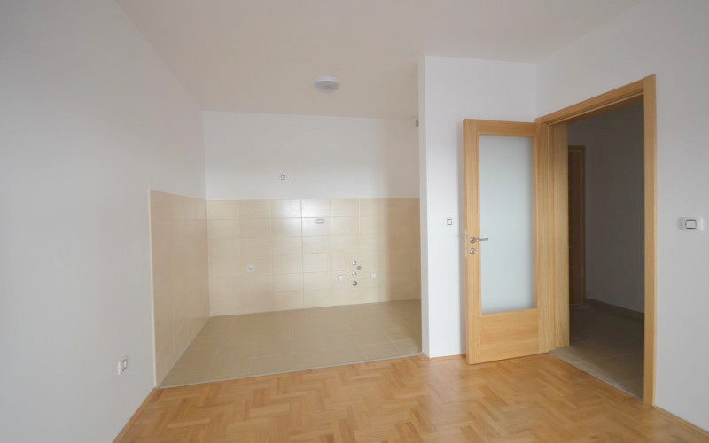 Neue 1-Zimmer Wohnung Seljanovo, Tivat