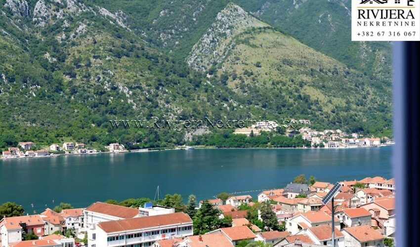 Kuća sa pogledom na more Dobrota, Kotor