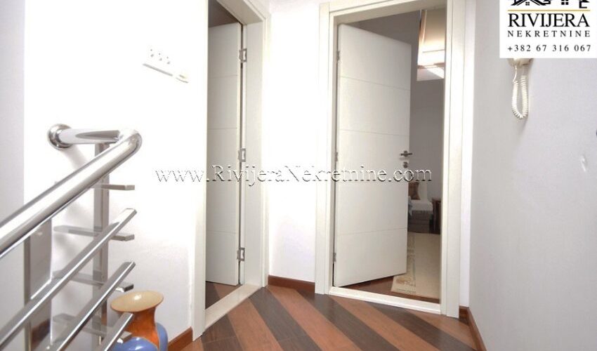 Two bedroom duplex apartment Dobrot Kotor