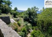 Ruine mit Land Trebesin, Herceg Novi