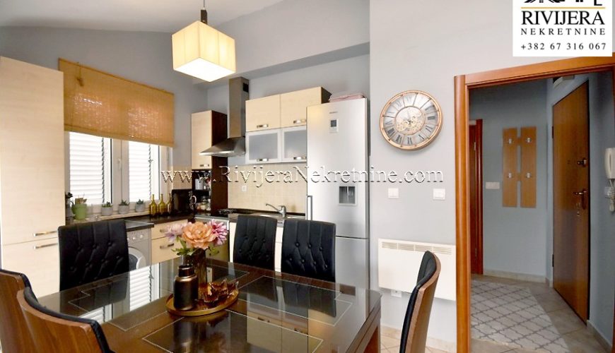 Furnished one bedroom apartment with sea view center, Igalo