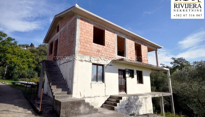 Строящийся дом с видом на море Сушчепан