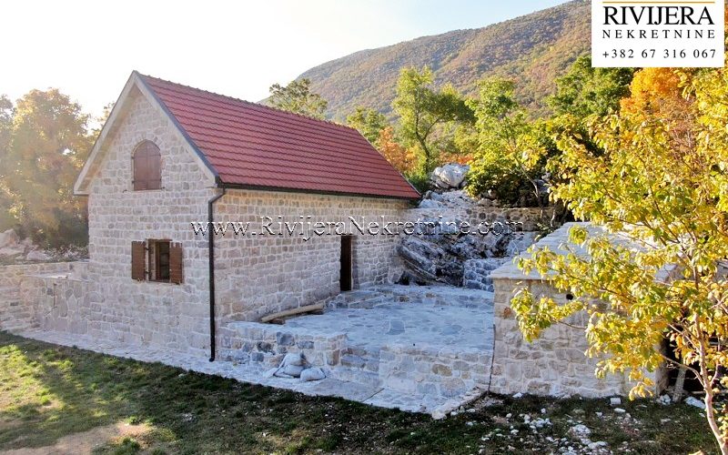 Stone house in place Vrbanj, Herceg Novi