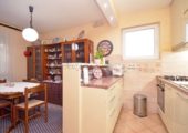 Two-bedroom apartment with garden in Dobrota Kotor